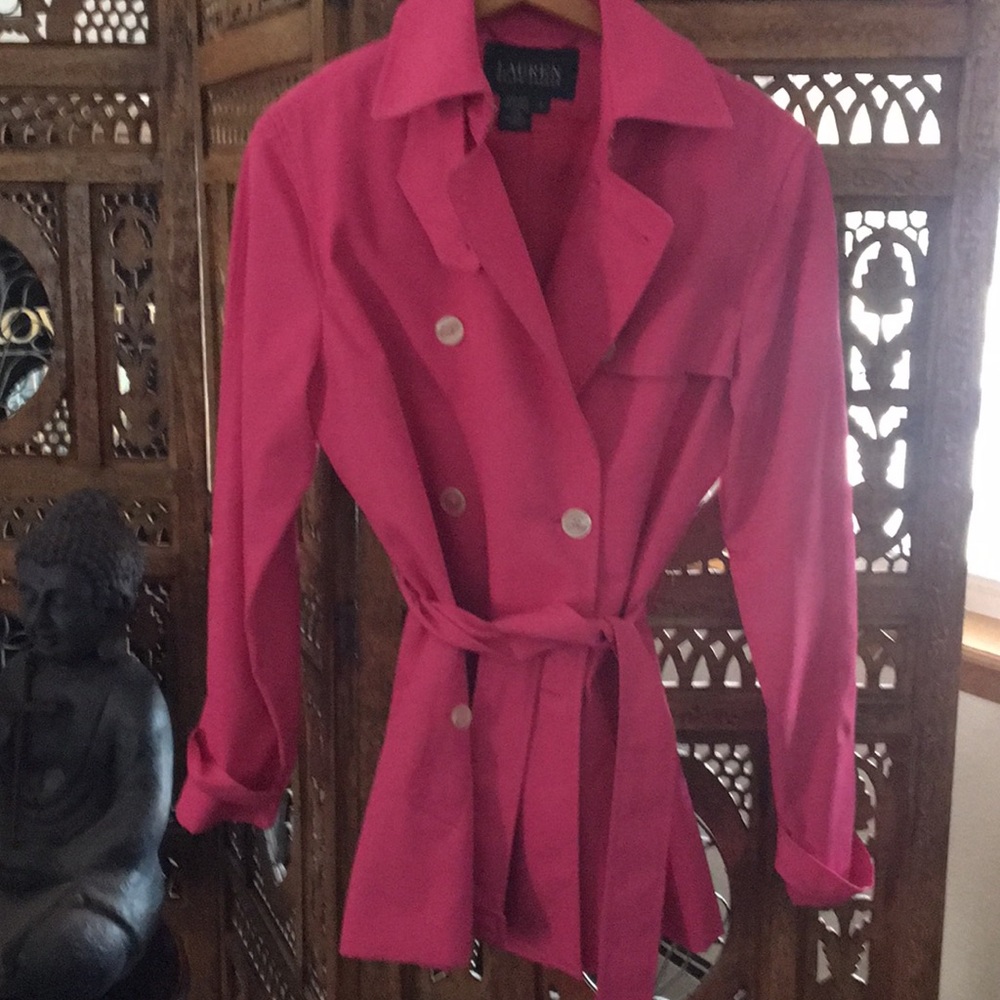 Trench pink coat